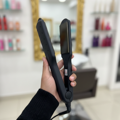 Visage Ceramic Hair Straightener – Anti-Frizz Shine - Product Image 2