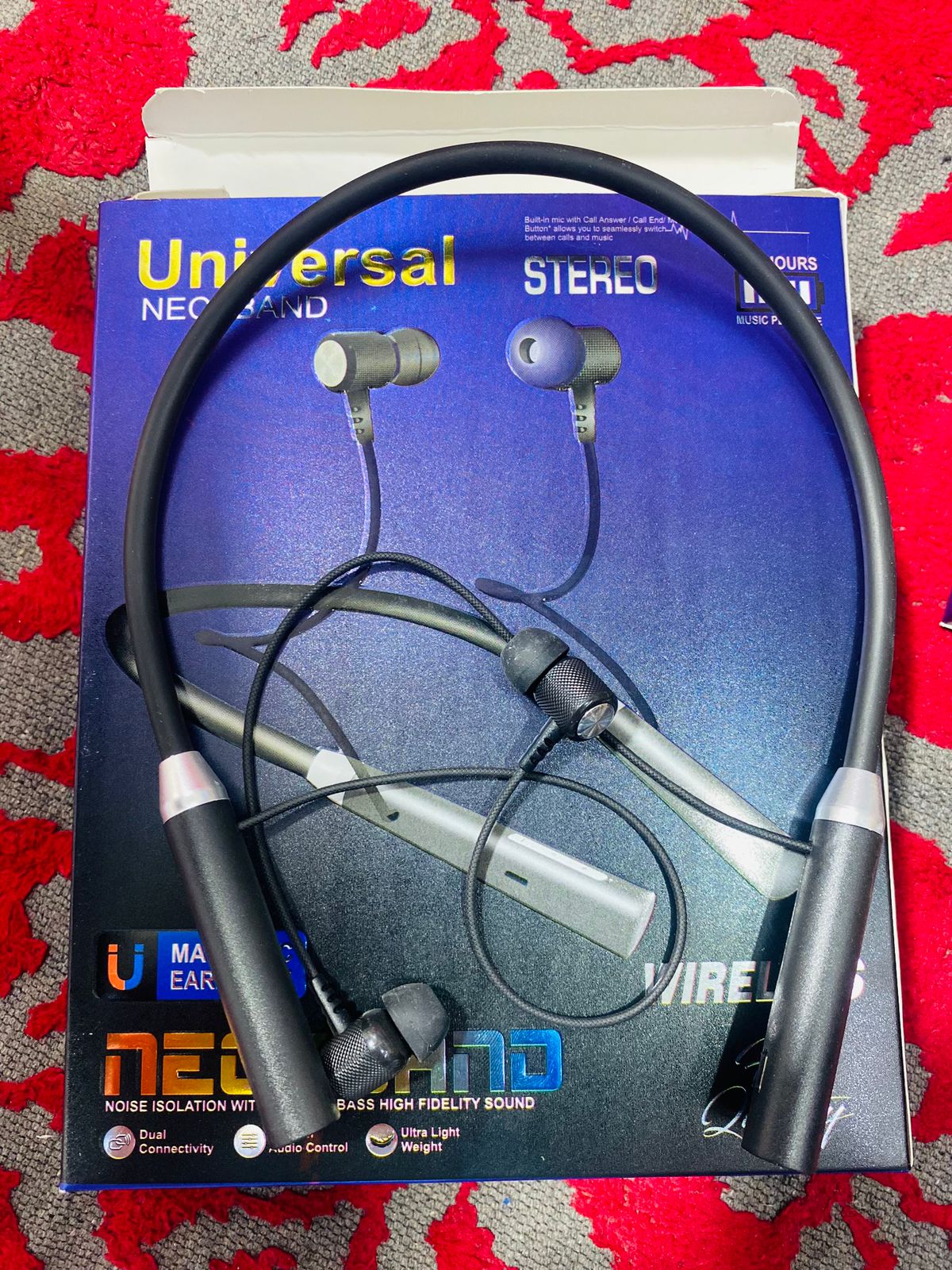 Universal Wireless Bluetooth Neckband – Long Battery - Product Image 5